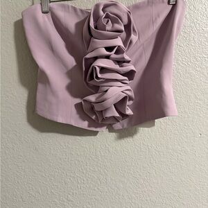 Light purple sweetheart neckline crop top with rose accents